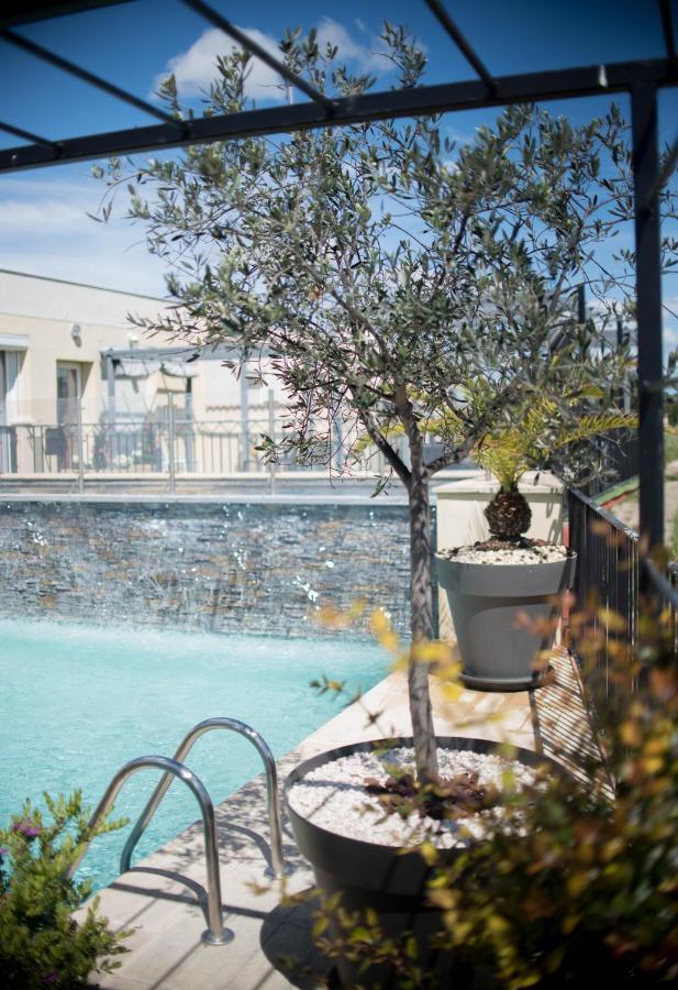 Hotel Restaurant Mon Auberge Lunel  Exterior foto