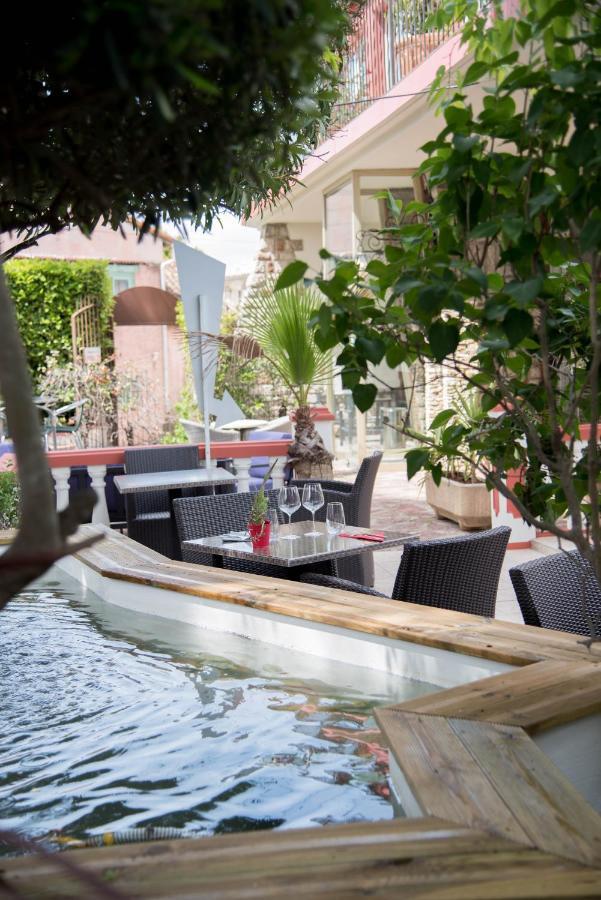 Hotel Restaurant Mon Auberge Lunel  Exterior foto
